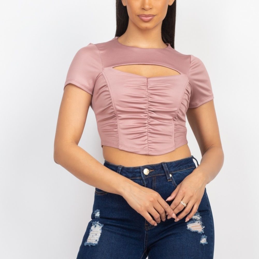 Front Cutout Ruching Top